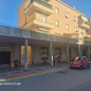 https://sestri-downtown-executive-3-bedrooms.hotelitalianriviera.com